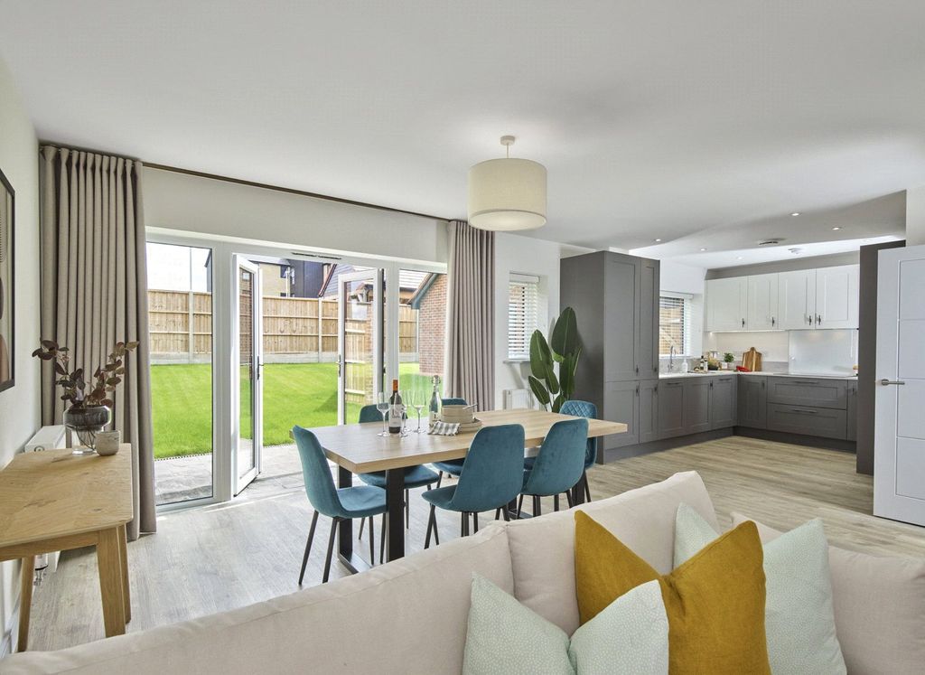 Property photo 2 of 21 Picture No. 02