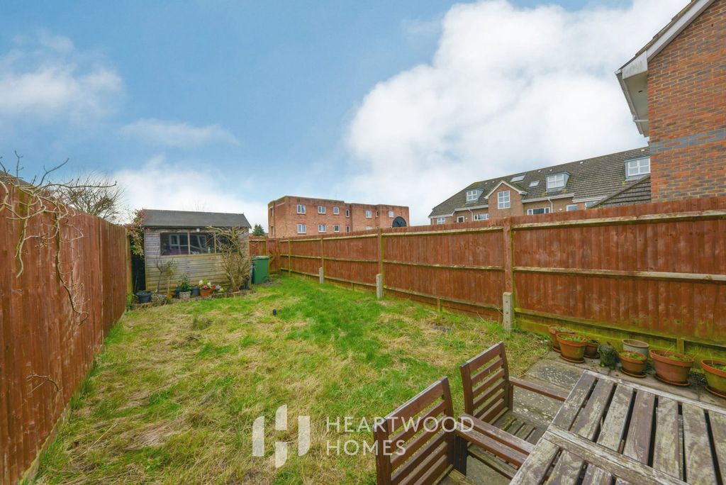 Property photo 3 of 19