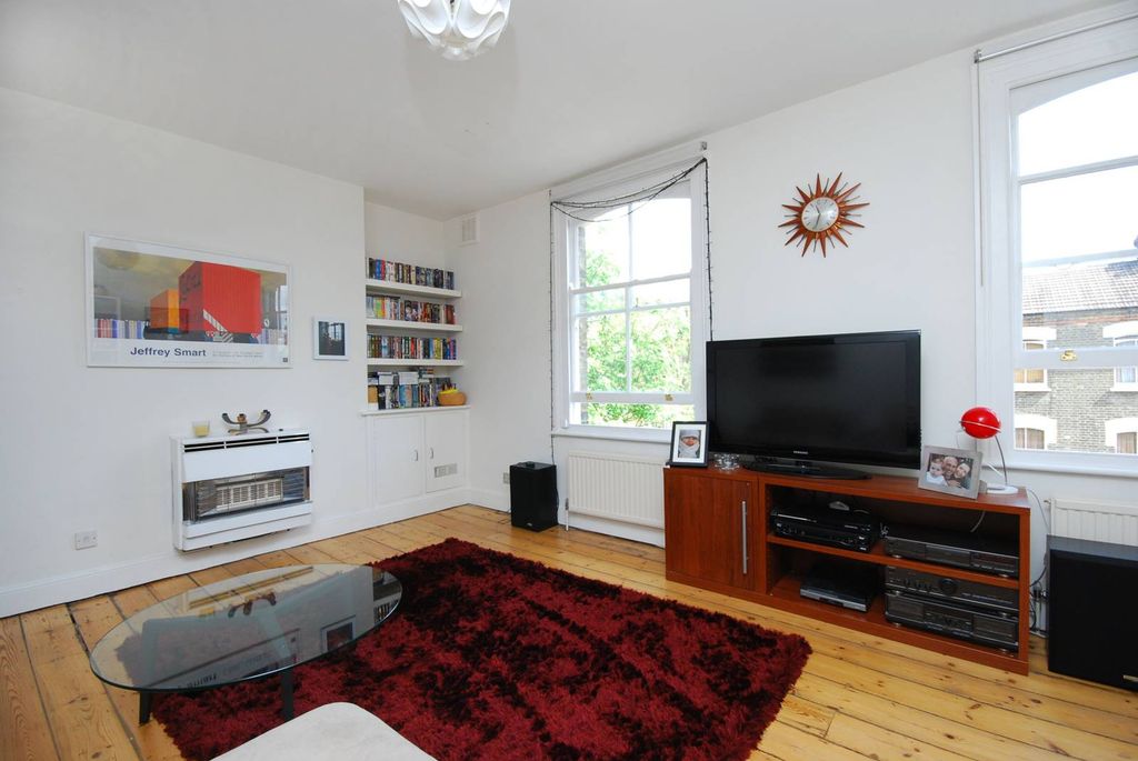 Property photo 2 of 8