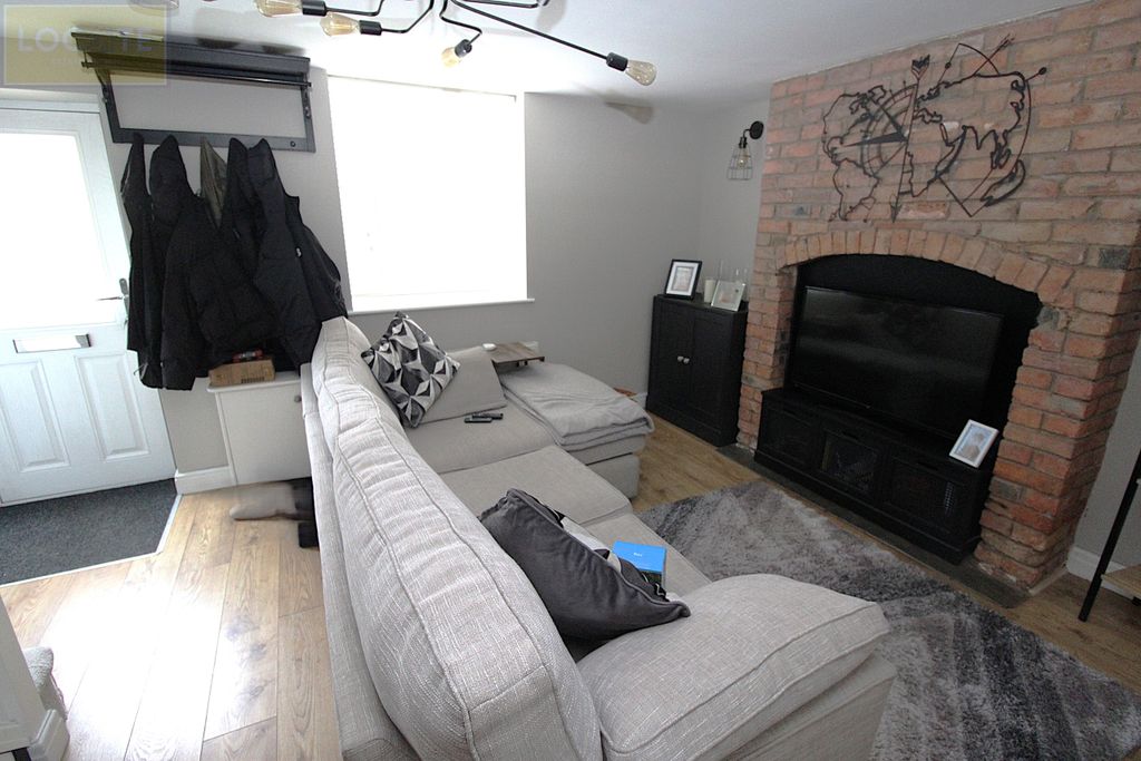 Property photo 3 of 12 Img_1845.Jpg