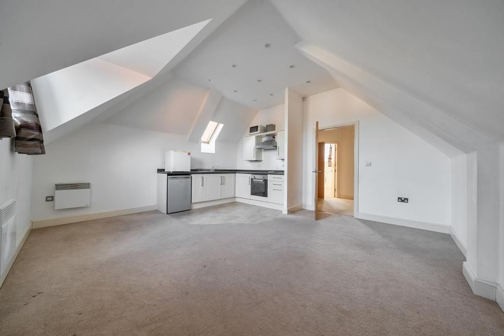 Property photo 3 of 19 Reception Room