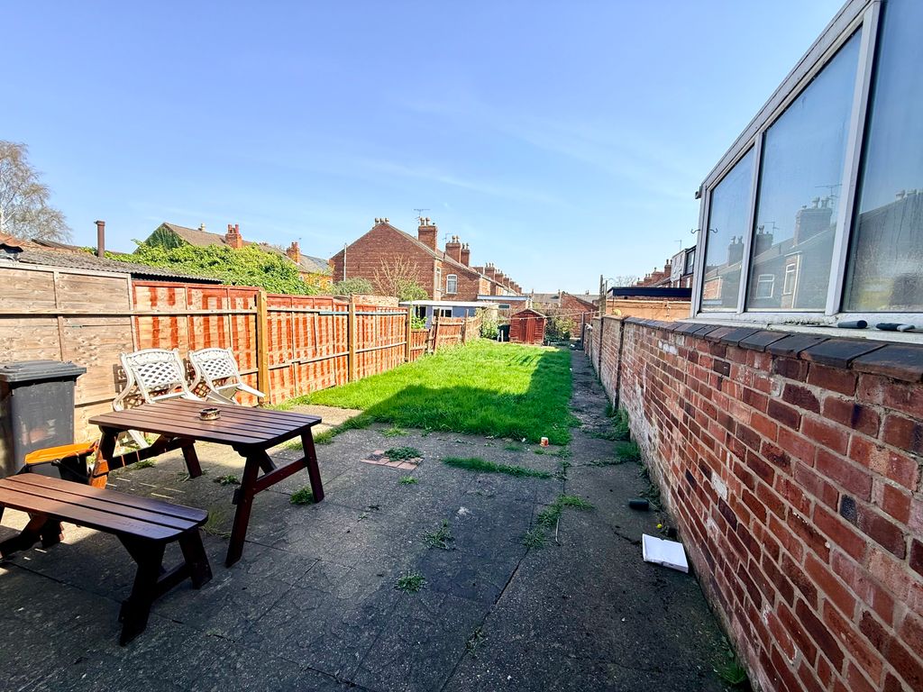 Property photo 2 of 5