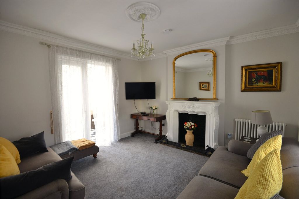 Property photo 3 of 18 Picture No. 19