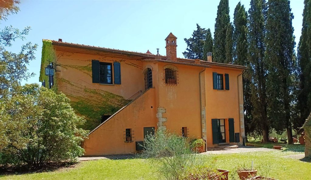 Property photo 1 of 30