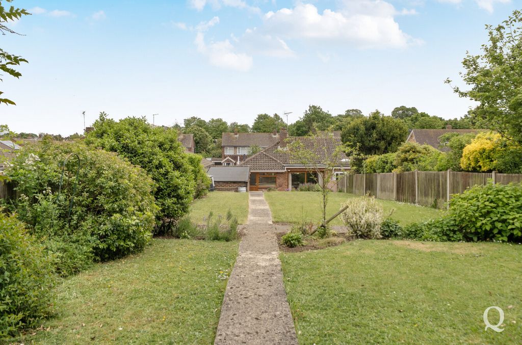 Property photo 3 of 22 6241984d-39A0-4E5...