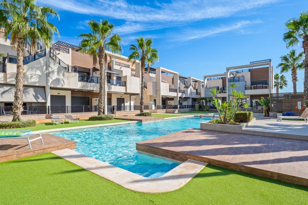 Property photo 1 of 29