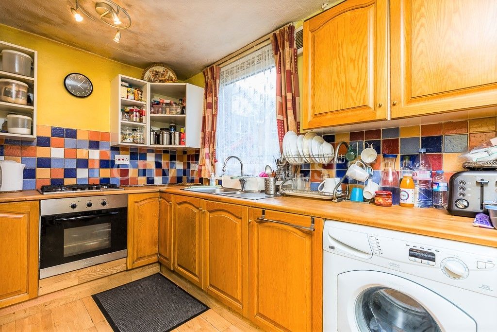 Property photo 2 of 11 Img_5830_3_Original