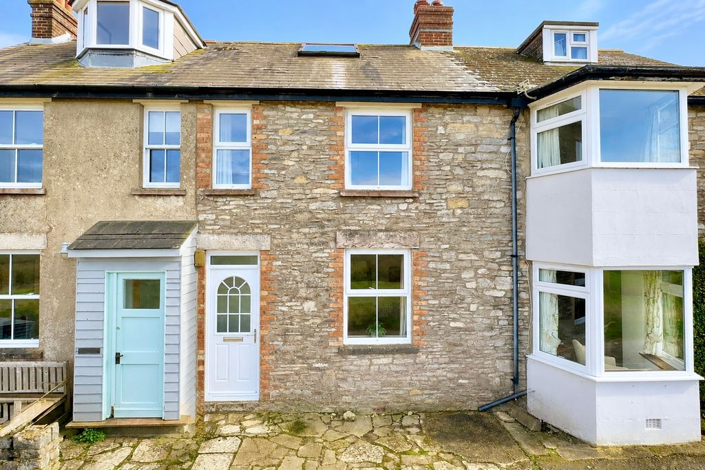 Property photo 2 of 16