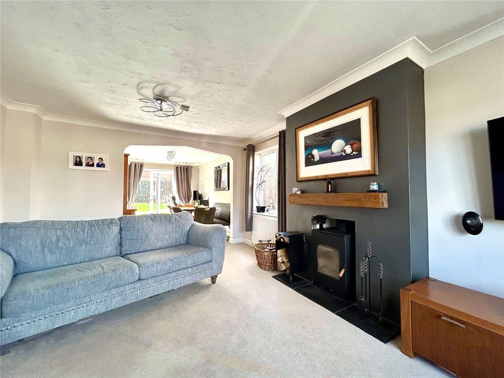 Property photo 2 of 22 Picture No. 04