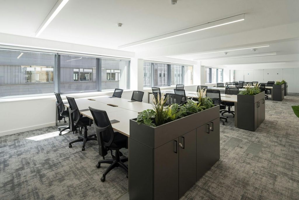 Property photo 3 of 16 Internal