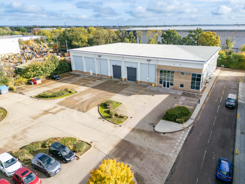 Property photo 2 of 25