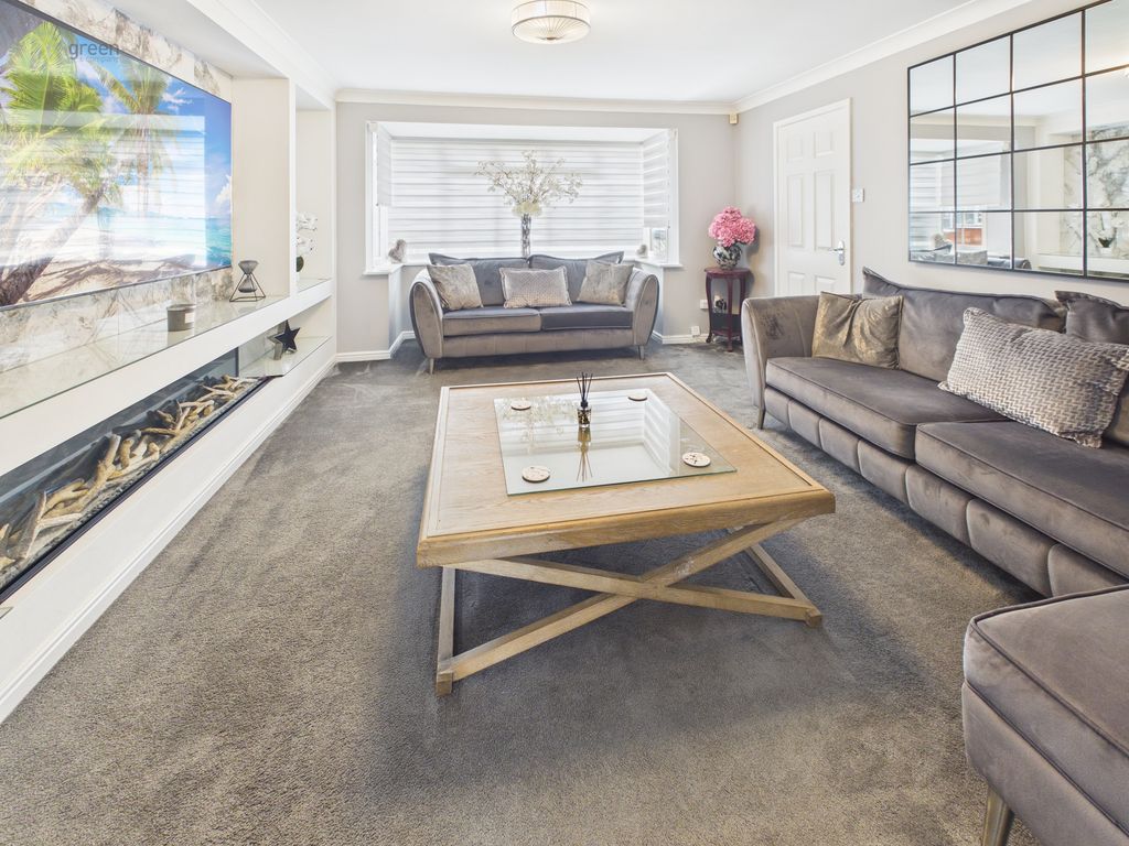 Property photo 2 of 27 Cam04425G0Pr0357Still006