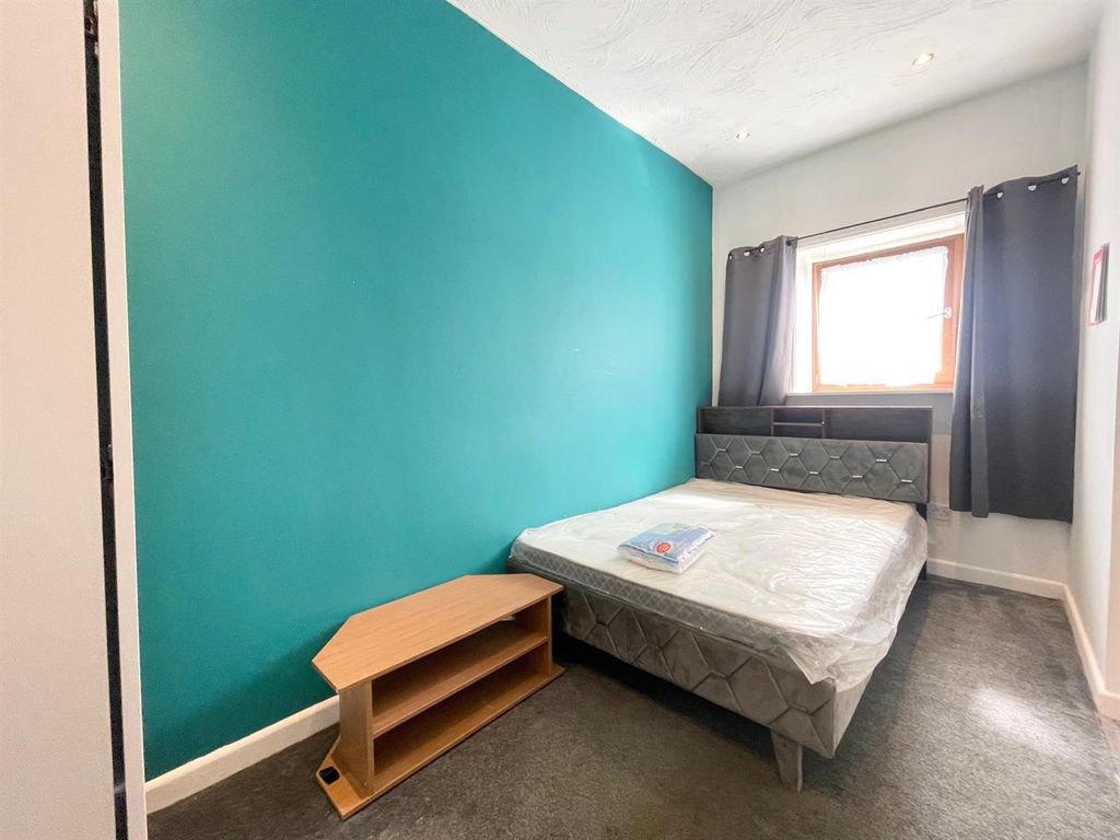 Property photo 1 of 4 1