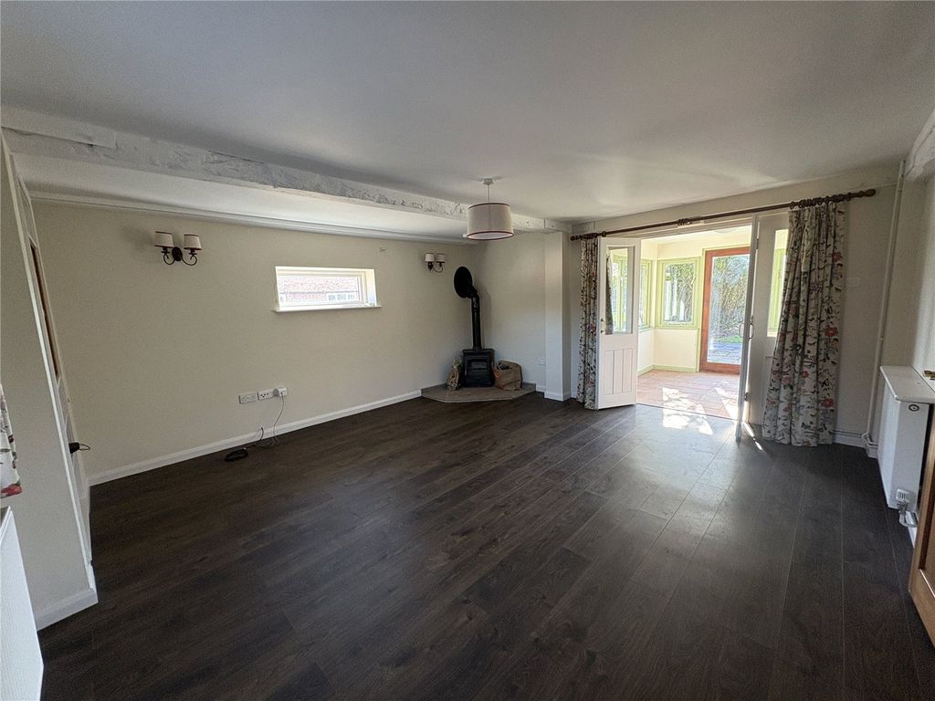 Property photo 3 of 28 Picture No. 26