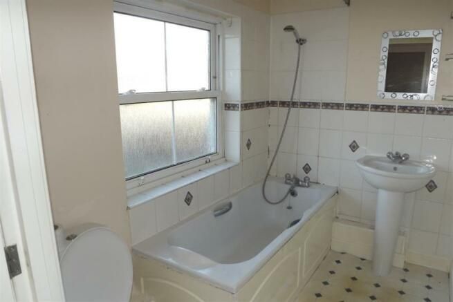 Property photo 3 of 7 27Gresleydrived