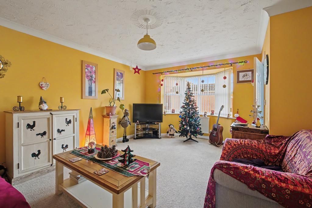 Property photo 3 of 13 Photo 3