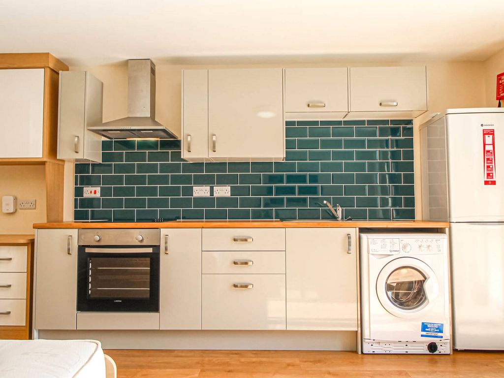 Property photo 1 of 6