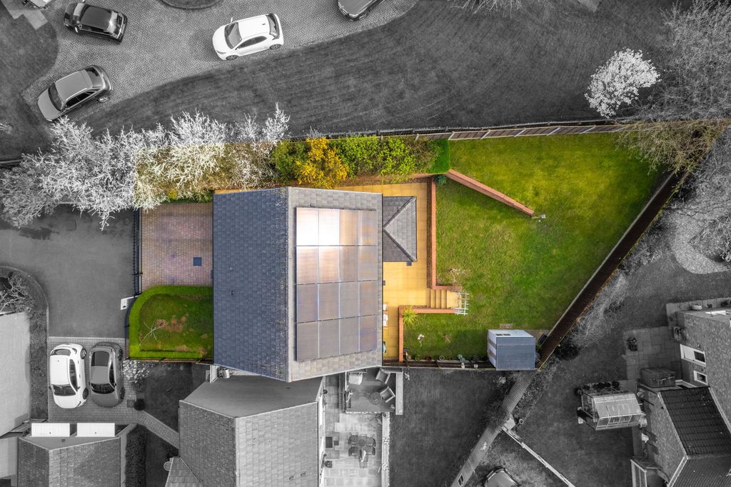 Property photo 3 of 46