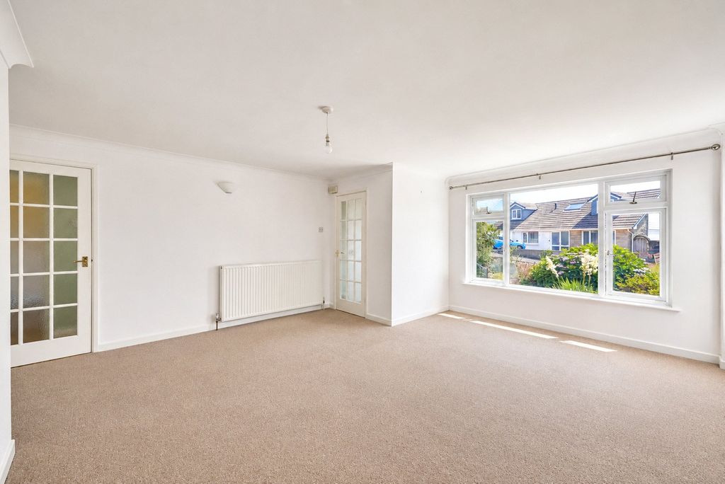 Property photo 3 of 15 Picture No. 16