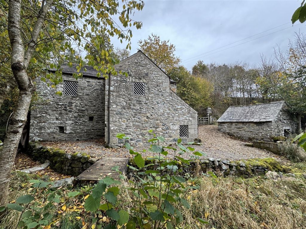 Property photo 3 of 17 Img_0056.Jpeg