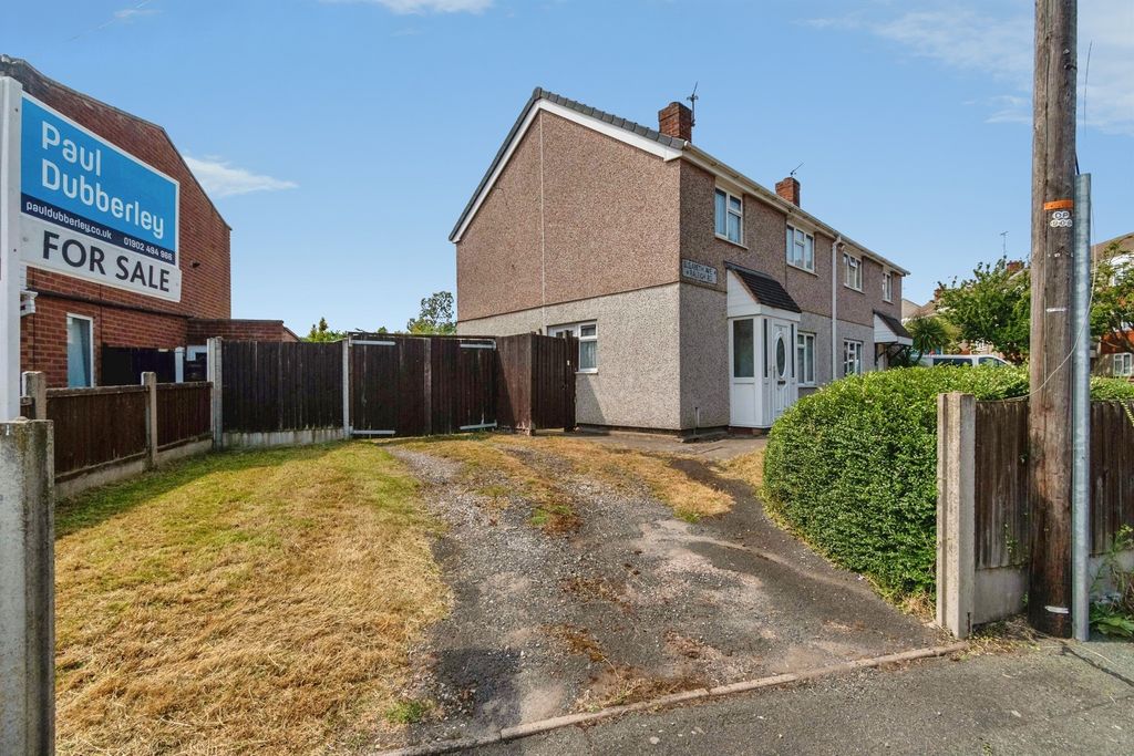 Property photo 1 of 18