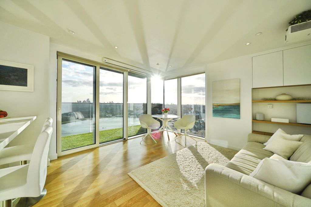 Property photo 3 of 31 Photo #3