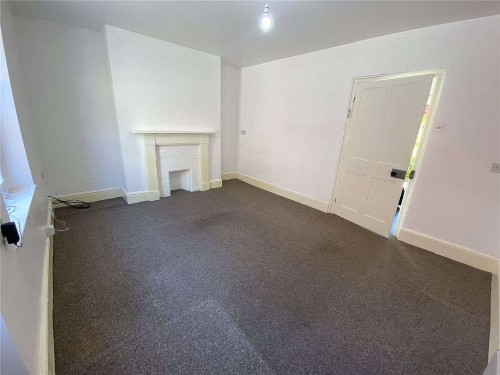 Property photo 2 of 6 Sitting Room