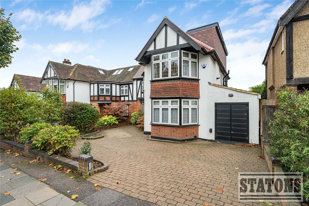 Property photo 1 of 33 Picture No. 24
