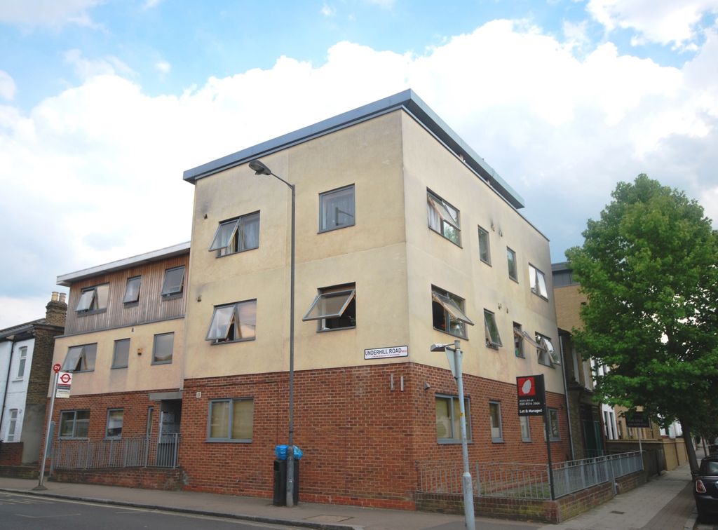 Property photo 2 of 7 External 2