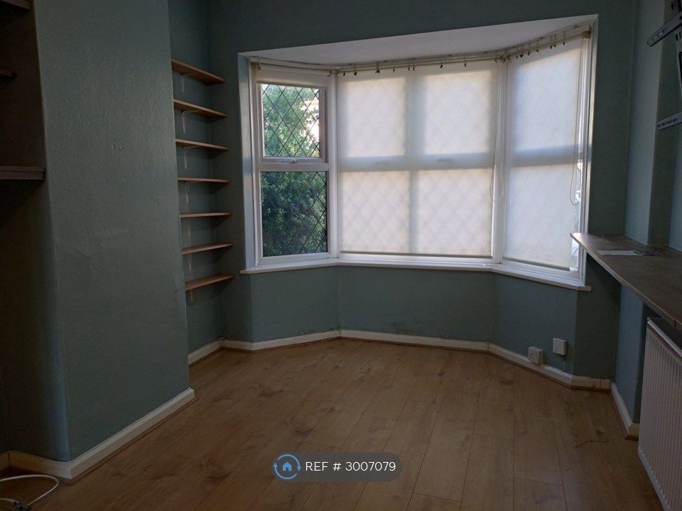 Property photo 2 of 9 Living Room