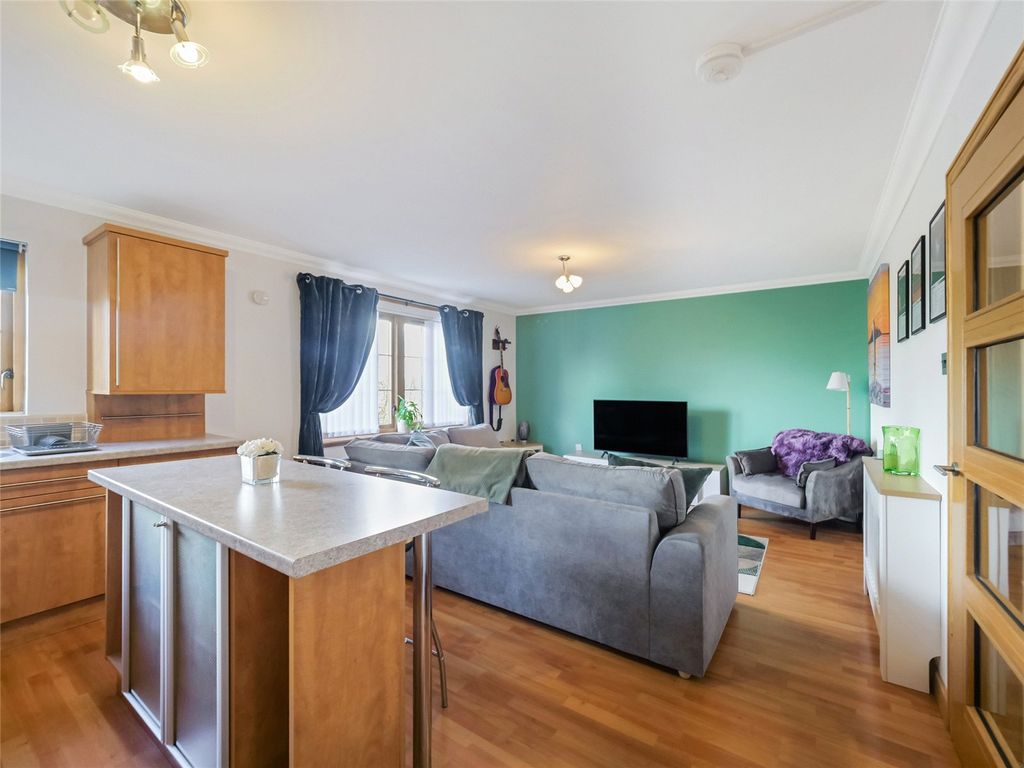 Property photo 2 of 21 Picture No. 06