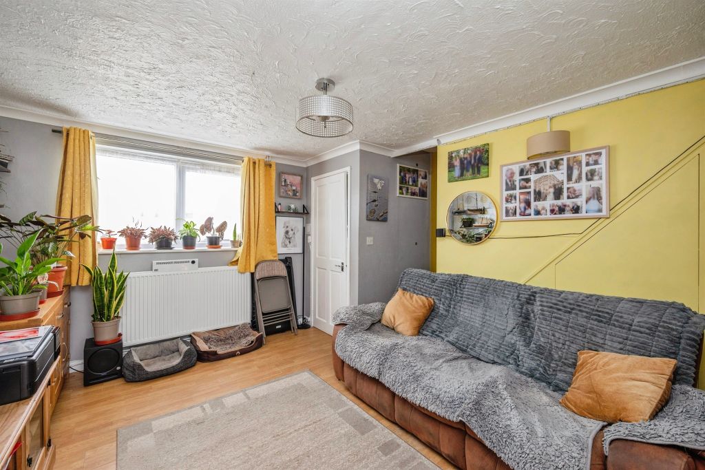Property photo 3 of 18