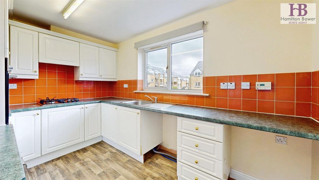 Property photo 3 of 12 4Ae7A54c-1-Heywood-Court-05192026_131338.Jpg