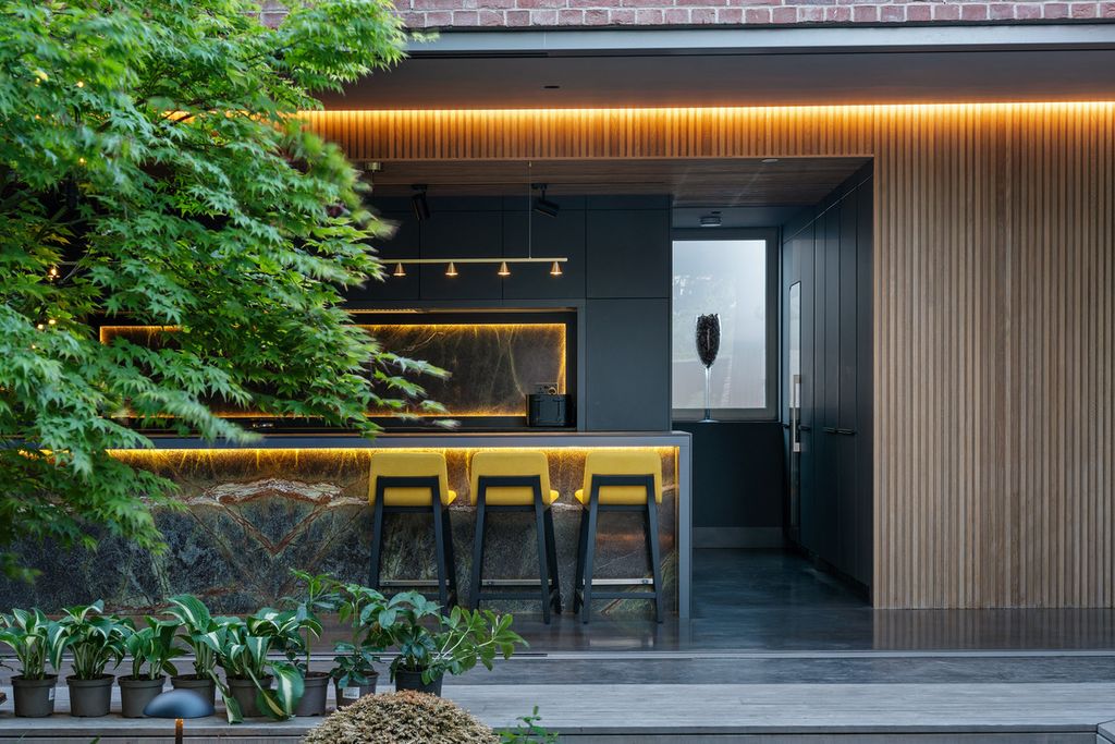 Property photo 3 of 50