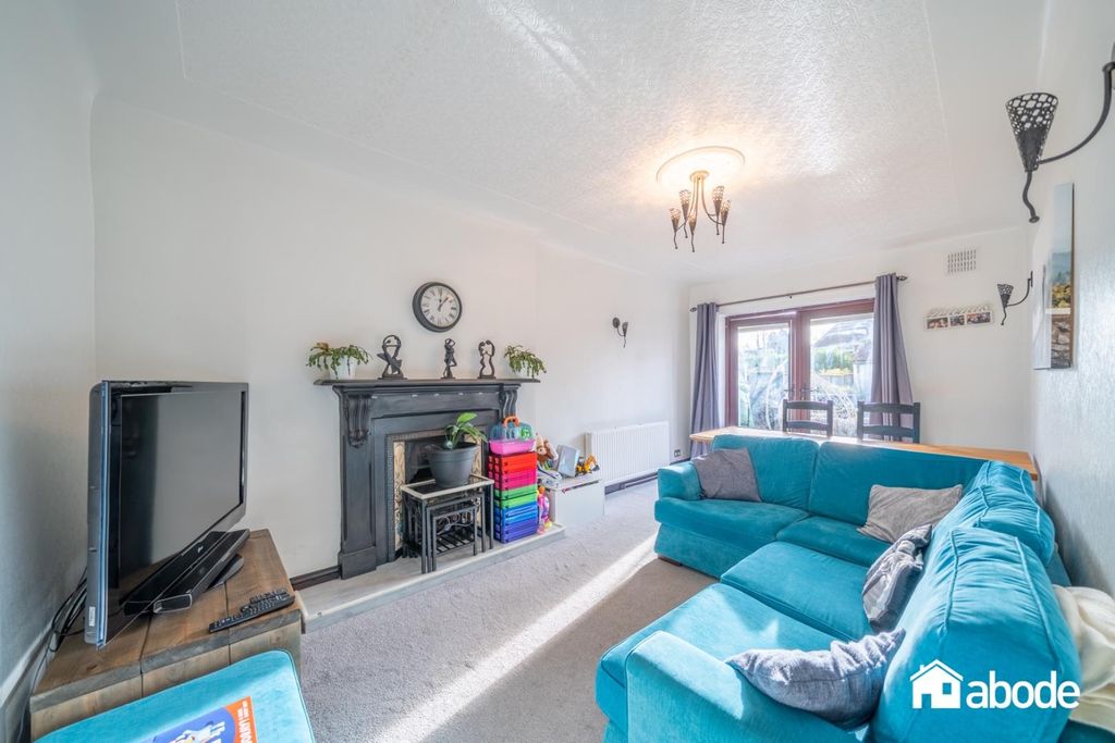 Property photo 3 of 36 Dsc07461-Hdr.Jpg