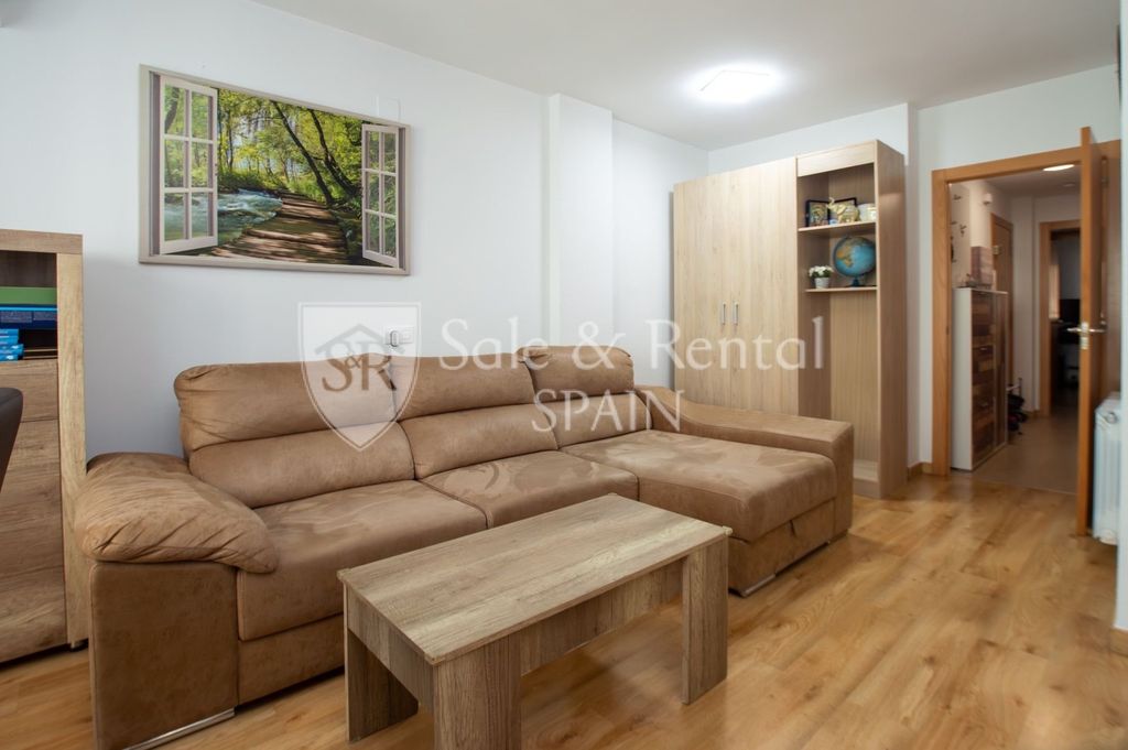Property photo 3 of 39
