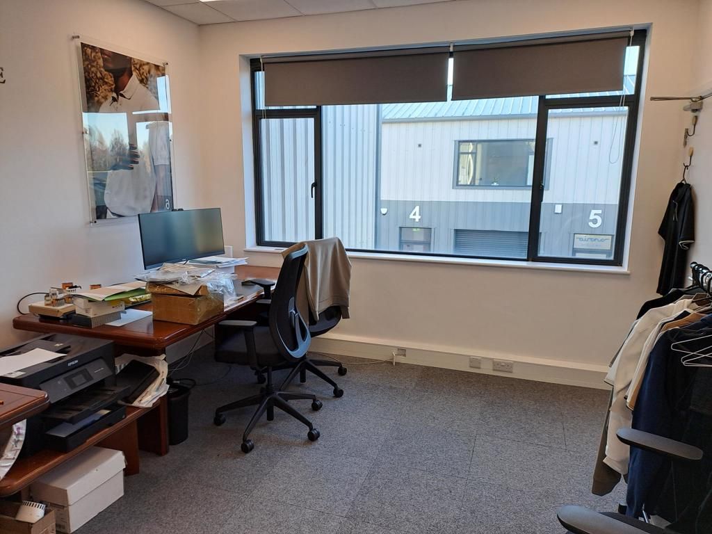 Property photo 3 of 5 Photo 12