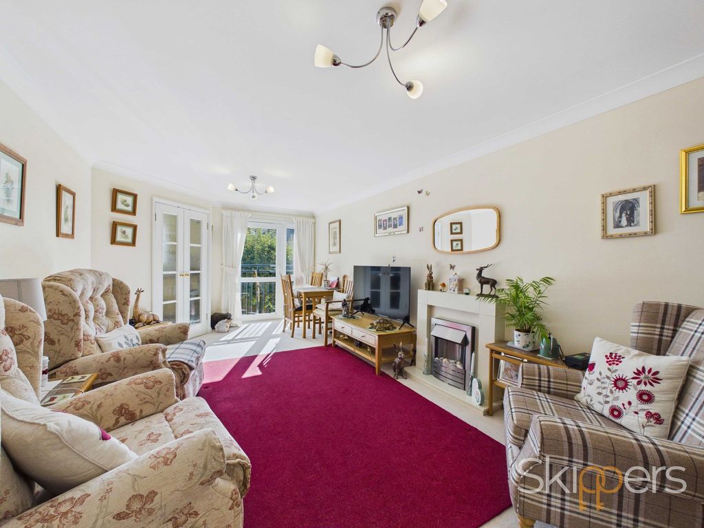 Property photo 2 of 19