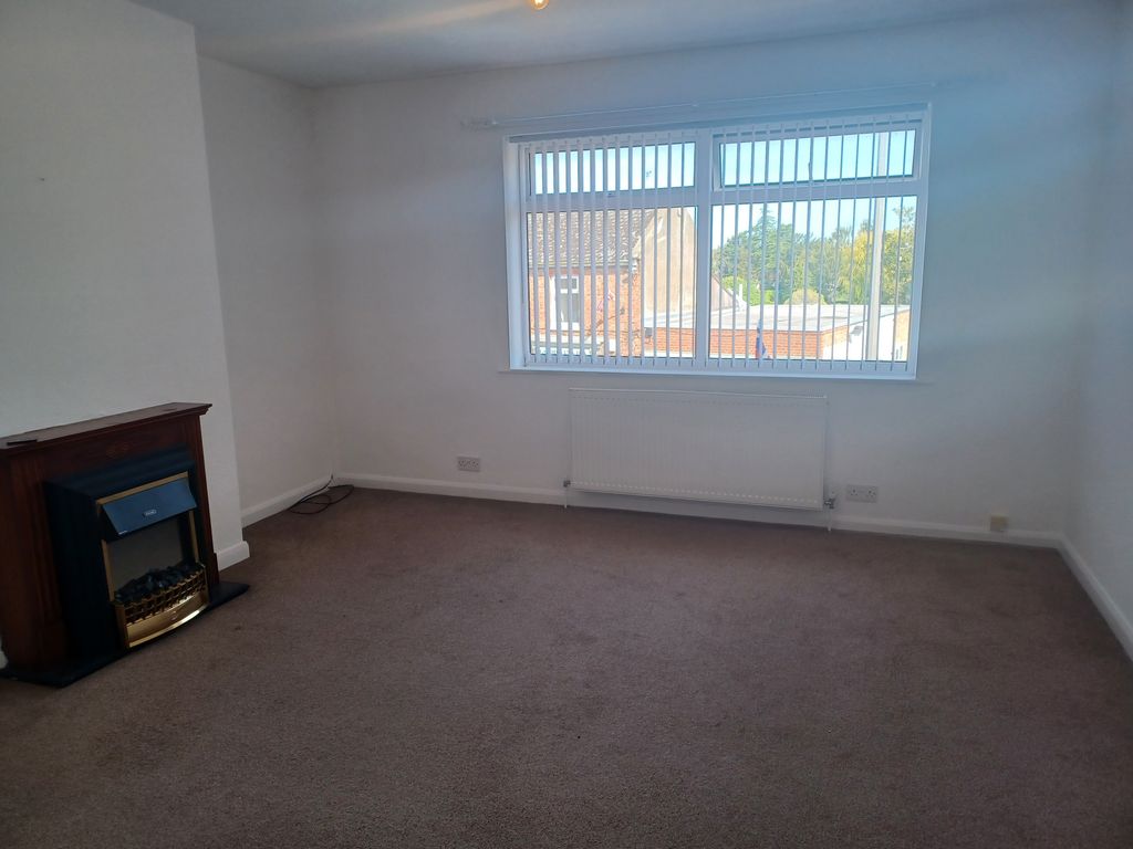 Property photo 2 of 9 Lounge