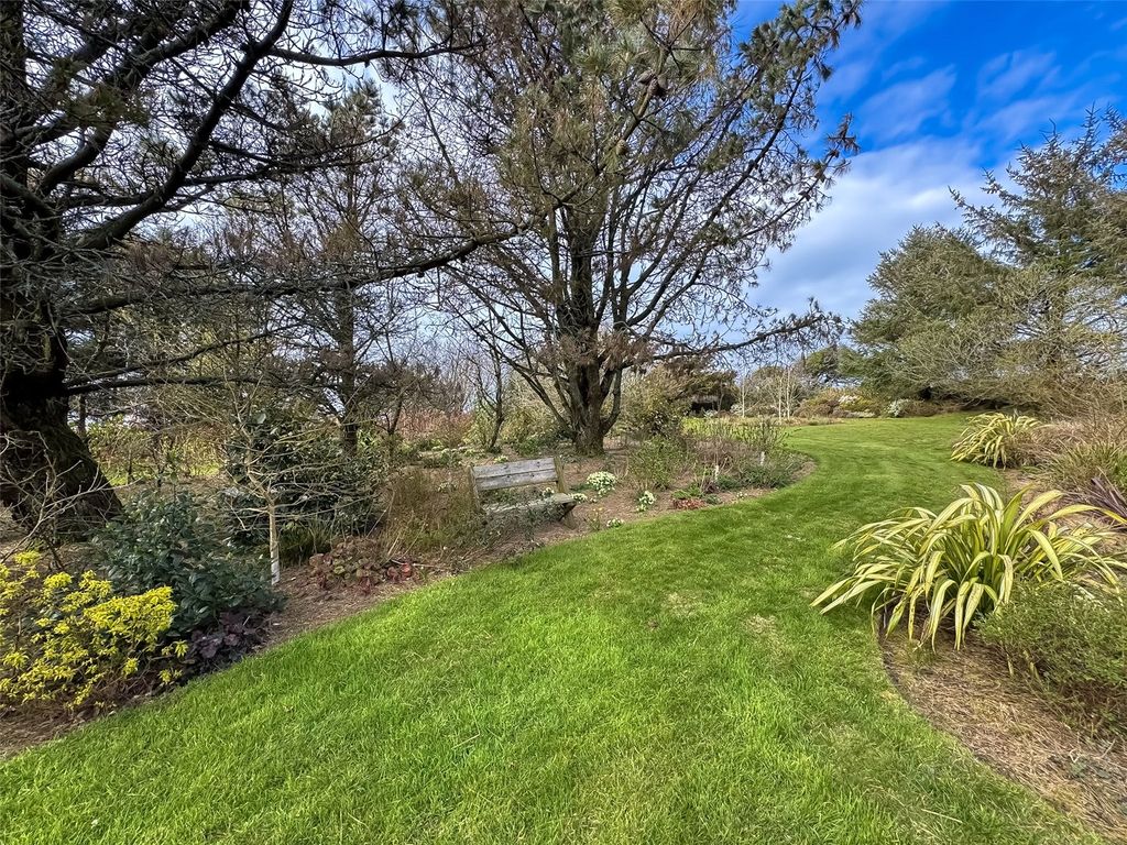 Property photo 3 of 30 Garden