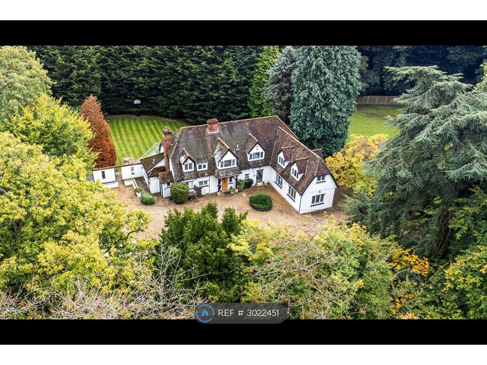 Property photo 1 of 32