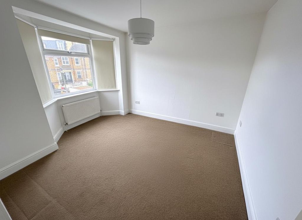 Property photo 3 of 6 Img_1018.Jpg