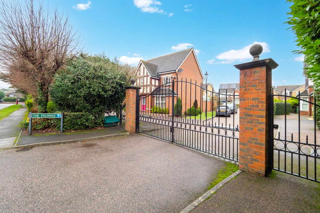 Property photo 3 of 27 Picture No. 08