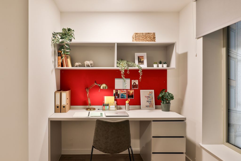 Property photo 1 of 7 Platinum Ensuite (1 Of 7)