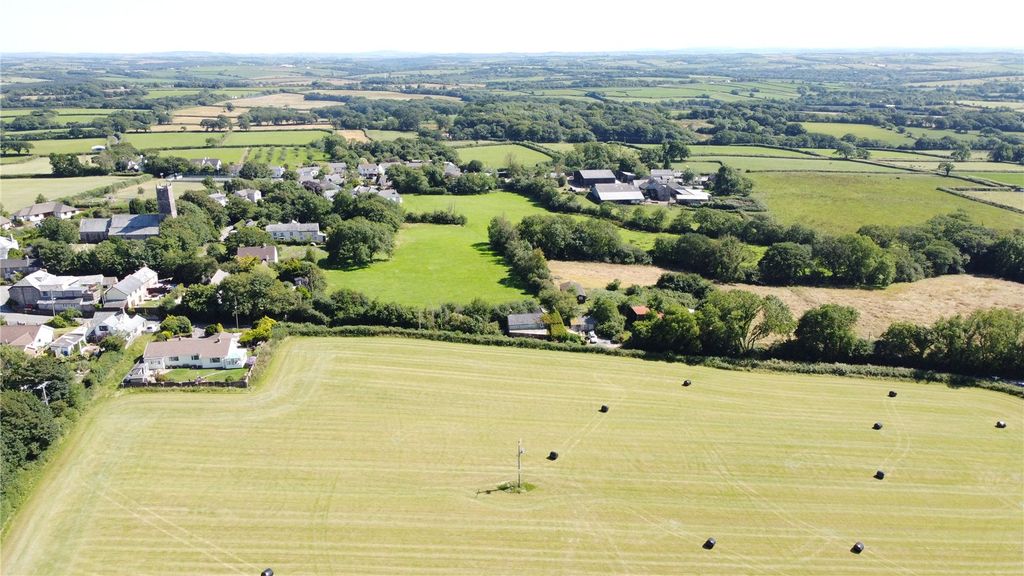 Property photo 2 of 7 Picture No. 11