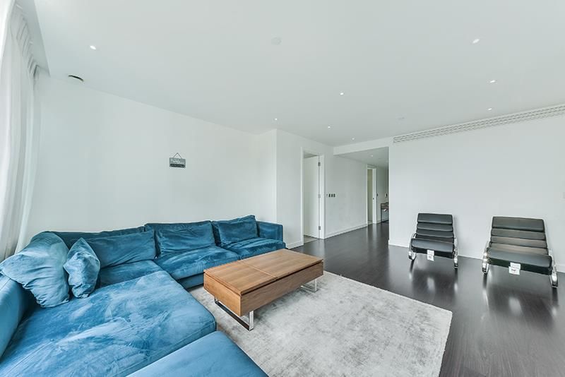 Property photo 3 of 17 Image