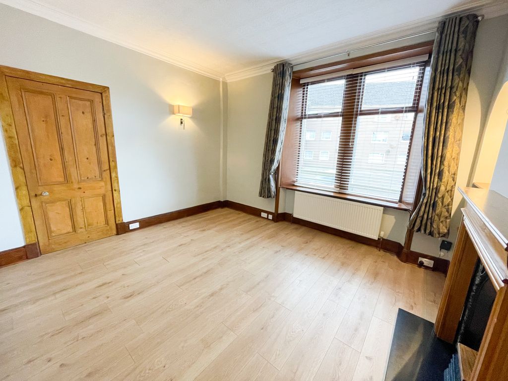 Property photo 3 of 14 Photo #3