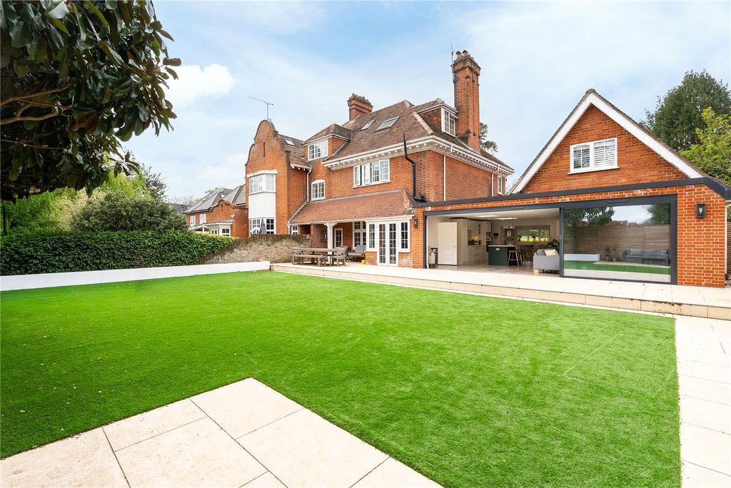 Property photo 2 of 28 Picture No. 83