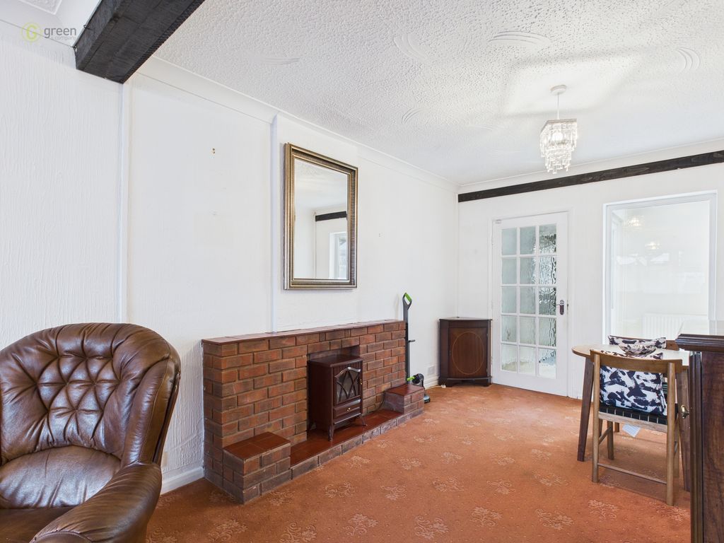 Property photo 2 of 28