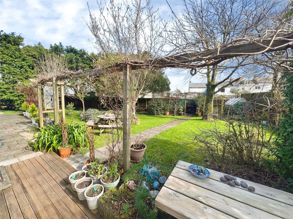 Property photo 3 of 33 Picture No. 09